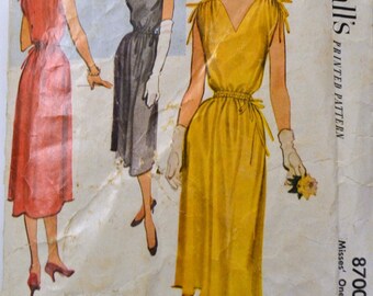 Vintage 1951s Sewing Pattern McCall's 8700 Misses' Dress Bust 34 Inches Complete