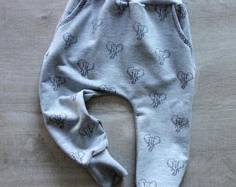 Pants, baggy cotton jersey, elephant heads - 2 years