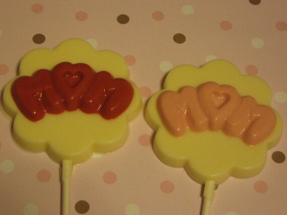 One dozen Mom cloud letters round lollipop suckers party favors Mother's Day birthday favors
