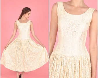 1950s Cream Floral Lace dress | vintage 1950s dress | cream lace 50s dress