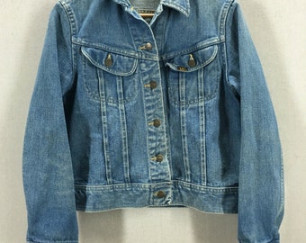 Vintage Women's 70's Lee Riders Blue Denim Jean Jacket Fits like a Small