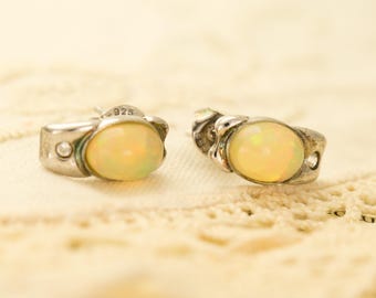 1.5ct White Blue Green Pink Mexican Opal Sterling Silver Earrings (MO451E)