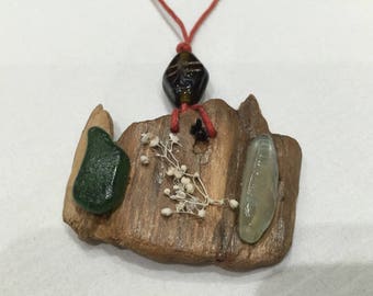 Driftwood necklace and beads