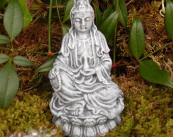 Quan Yin, Kwan Yin Figurine,Goddess of Compassion Kwan Yin, Kuan Yin, Quan Yin Goddess Statue, Lucky Quan Yin Statue, Goddess Energy