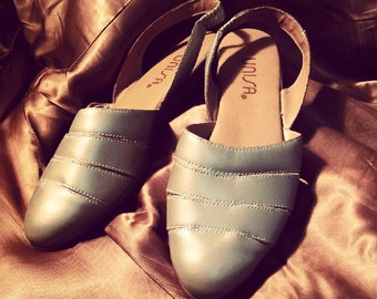 Unisa Golden Sling Back Flats