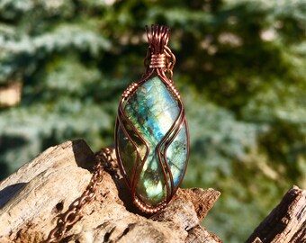 Labradorite Necklace For Enhancing Your Intuitive & Magical Abilities - Third Eye Chakra + Root Chakra