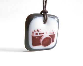 35mm Camera Necklace - Retro Film Photo Camera Jewelry - photography necklace - film camera jewelry - photographer gift - film buff