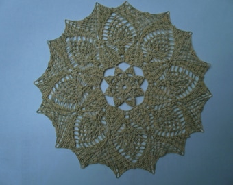 N82 DOILY crocheted in cotton