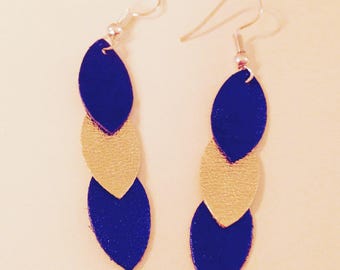 Leather petals earrings