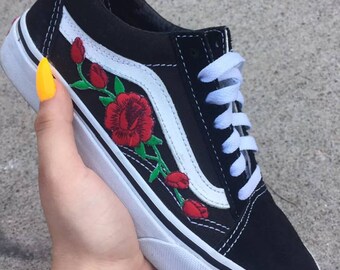 Red ROSE EMBROIDERED Old Skool Vans Off the Wall Sneakers New w/ Box AUTHENTIC Custom Trendy BeSt PrIcE Black HandMade Men Women Gift White