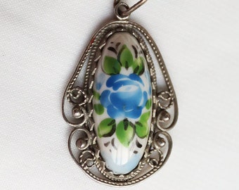 Pendant Finift Enamel. Russia.Vintage/ estate 1970s/ 80s Russian silver plated and Rostov Finift enamel flower pendant - jewelry
