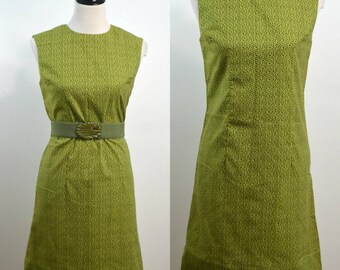 Medium | Green Floral | Vintage 1960s 60s Shift Dress Sleeveless Sundress Knee Length