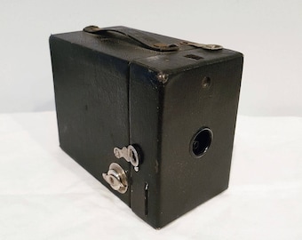1920s Eastman Kodak Rainbow Hawk-Eye No.2 Model C Box Camera
