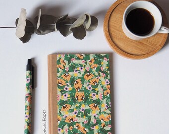 Phone book "Jungle" illsutred by Mademoiselle Paper.