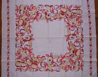 Pretty in Pink Vintage 1950s Tablecloth - Fruit MWT