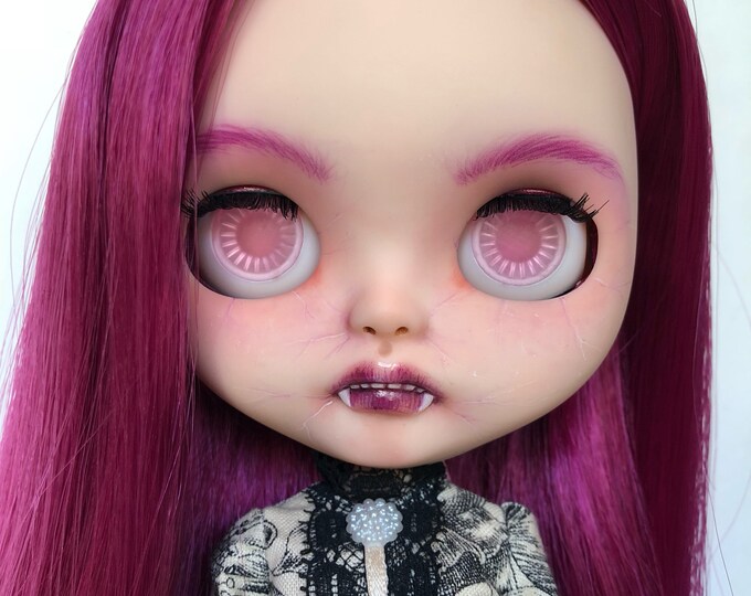 OOAK Custom Blythe Doll – Purple – By Art_emis