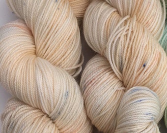 Speckled Sand hand dyed skein, apricot sock hand dyed skeins, fingering weight wool, superwash merino wool, wool, variegated yarn, g