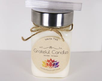Peaceful Energy candle / Selenite / intuition candle / third eye crown chakra / soy wax / healing stone