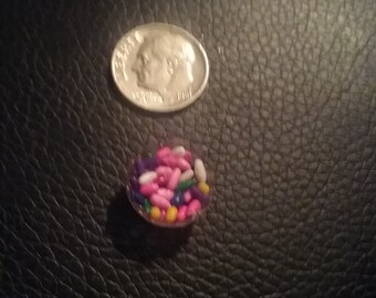 Rainbow sprinkles topping