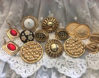 5 pair Vintage 1980s Earrings- Shades of Gold ~REPURPOSING~ 5 wearable pairs