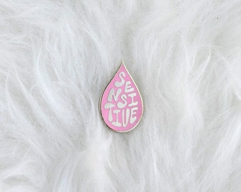 Sensitive Enamel pin Hand Lettering Cry Baby Gold Pink