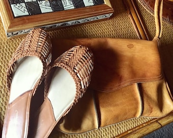 Vintage Eddie Bauer slip on sandals