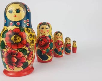 Matryoshka Russian Nesting Dolls set of 5 XL