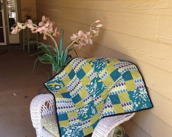 Teal chartreuse wall hanging table top quilt