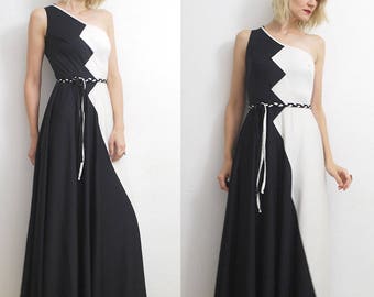 SALE...70s one shoulder dress. black and white dress. 70s maxi dress. one shoulder gown - small, medium