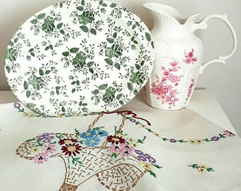Charming Vintage Oval Green Flower Plate / Serving Platter