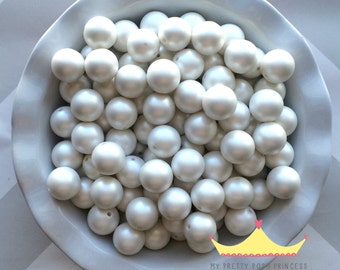 20mm Matte White Chunky Beads Bubble Gum Pearls