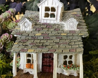 Miniature Barn Farm House