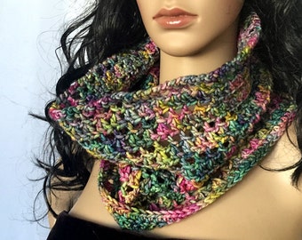 Outlander Scottish Garden Cowl Claire Scarf - Multicolored Diana Gabaldon Crocheted Neckwarmer