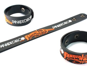 Panic! At The Disco New! Rubber Bracelet Wristband Too Weird To Live Vr137