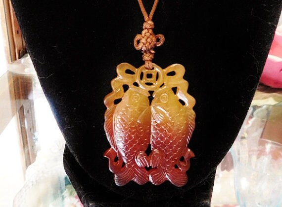 Chinese Pendant / Twin Koi / Golden Carp / Double Fish / Kissing