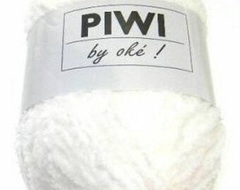 PIWI 611 by oke white chenille yarn