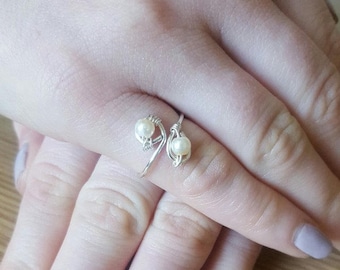 Silver sterling wire ring with Pearl Beads