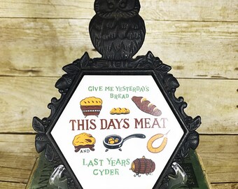 VINTAGE Cast Iron Owl Handle Kitchen Quote Cider Trivet Coaster Wall Art Kitchen Decor Made in Japan Retro Home Decor