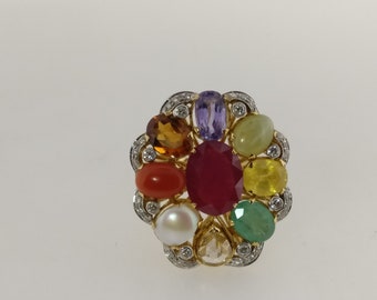 18kt Gold Navratna Ring