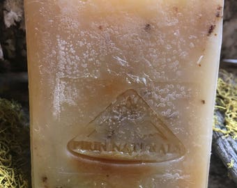 Beeswax Natural Soap – A Hint of Mint