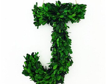 12" Real Preserved Boxwood Monogram Wreath Letters