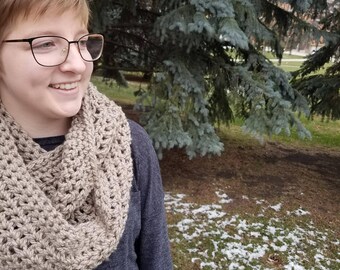 Chunky Tan/Beige Crochet Scarf