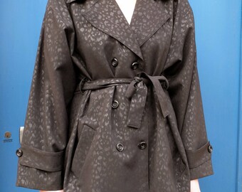 Vintage Trench Coat , Black trench coat Size medium
