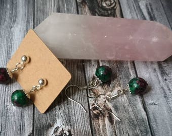 Earrings or earrings with real pearls of red ruby and Green Zoisite