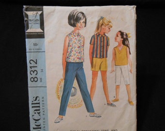 McCalls 8313, child size 14