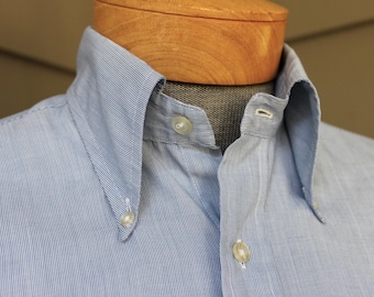 vintage 1970's -SERO 'The New Purist'- Button down collar shirt. Blue & White Micro stripe. Big collar - Long sleeve. Medium 15 1/2 x 33