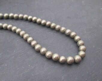 Pyrite: 15 round beads 6 mm
