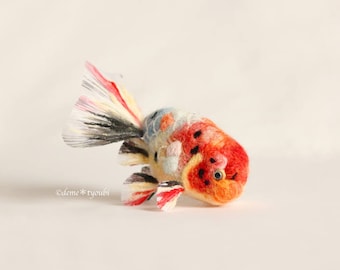 Needle felted goldfish"Calico Ranchu”