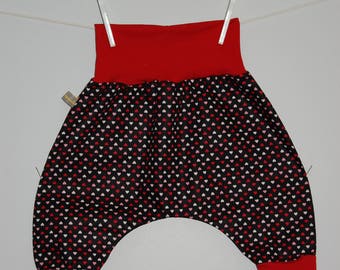 Harem girl with hearts background-black T.12 months