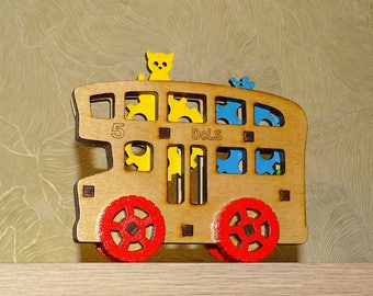 Bus. London bus. Wooden toy. Doubledecker. Wooden Bus.